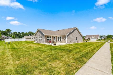 2105 Cedar Ridge Cove Fort Wayne IN 46818