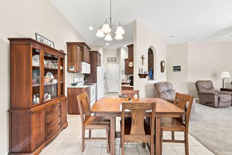 2105 Cedar Ridge Cove Fort Wayne IN 46818