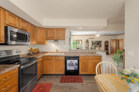 1615 Pine Ridge Court Elkhart IN 46514