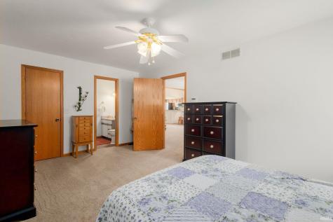 1615 Pine Ridge Court Elkhart IN 46514