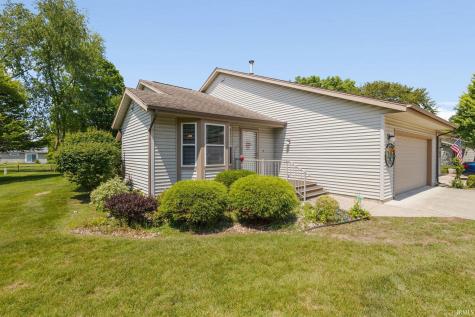 1615 Pine Ridge Court Elkhart IN 46514