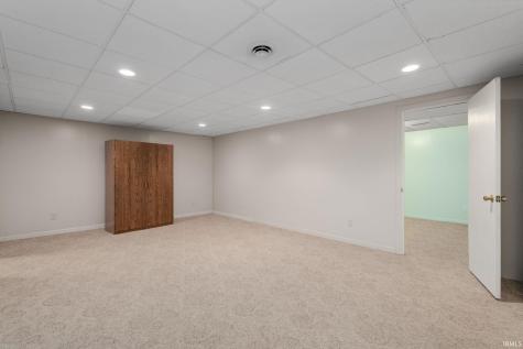 1615 Pine Ridge Court Elkhart IN 46514