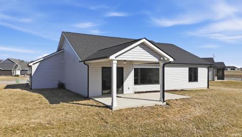 13407 Martingale Cove Grabill IN 46741