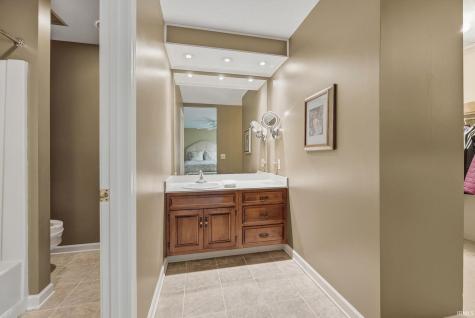6817 Covington Creek Trail Fort Wayne IN 46804
