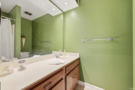 6817 Covington Creek Trail Fort Wayne IN 46804
