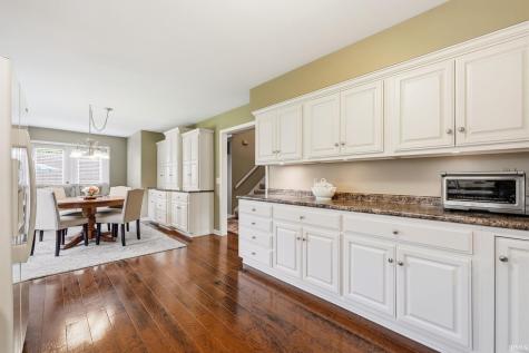 6817 Covington Creek Trail Fort Wayne IN 46804
