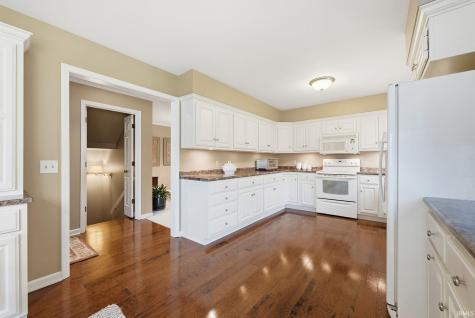 6817 Covington Creek Trail Fort Wayne IN 46804