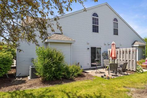5715 Thornbriar Lane Fort Wayne IN 46835