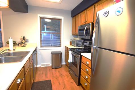 10035 N Turkey Creek Road #203 Syracuse IN 46567