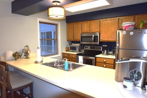 10035 N Turkey Creek Road #203 Syracuse IN 46567