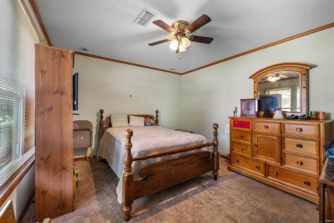 1386 N Pinebluff Drive Marion IN 46952