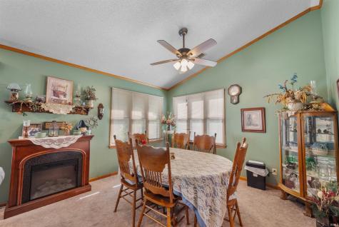 1386 N Pinebluff Drive Marion IN 46952