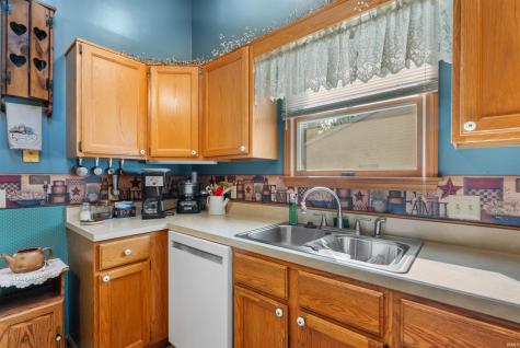 1386 N Pinebluff Drive Marion IN 46952