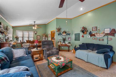 1386 N Pinebluff Drive Marion IN 46952