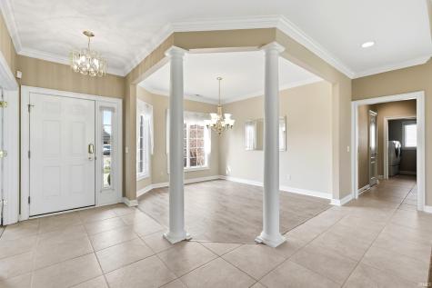 4111 Foxknoll Cove Fort Wayne IN 46835