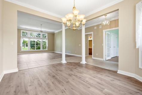 4111 Foxknoll Cove Fort Wayne IN 46835