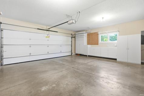 4111 Foxknoll Cove Fort Wayne IN 46835