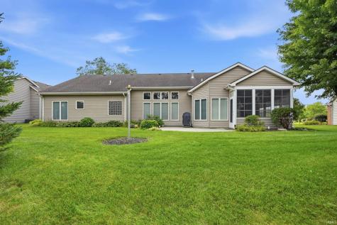 4111 Foxknoll Cove Fort Wayne IN 46835