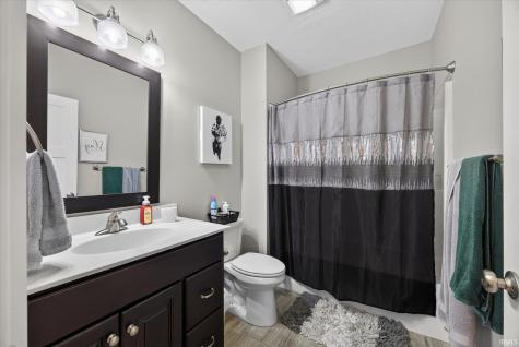 903 W Baywood Drive Bloomington IN 47403