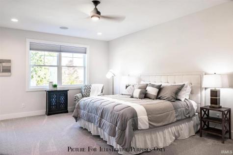 734 N Notre Dame Avenue South Bend IN 46617