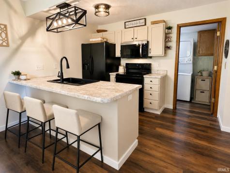 5746 Thornbriar Lane Fort Wayne IN 46835
