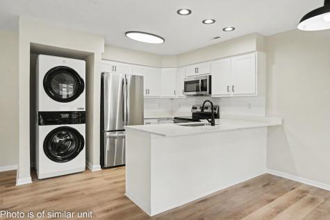 18033-B Bulla Road South Bend IN 46635