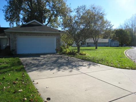 51876 Wembley Drive South Bend IN 46637