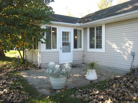 51876 Wembley Drive South Bend IN 46637