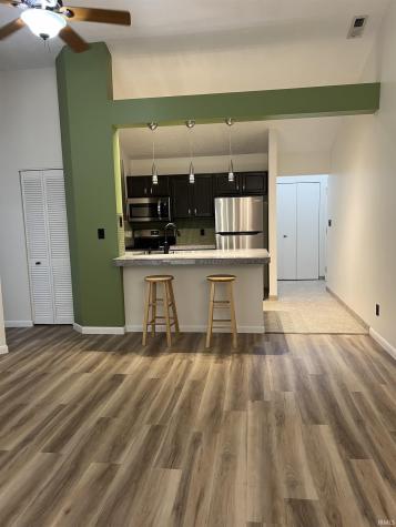 1992 E Bay Pointe Drive Bloomington IN 47401