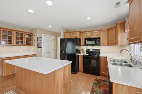 9606 Kasota Court Fort Wayne IN 46804
