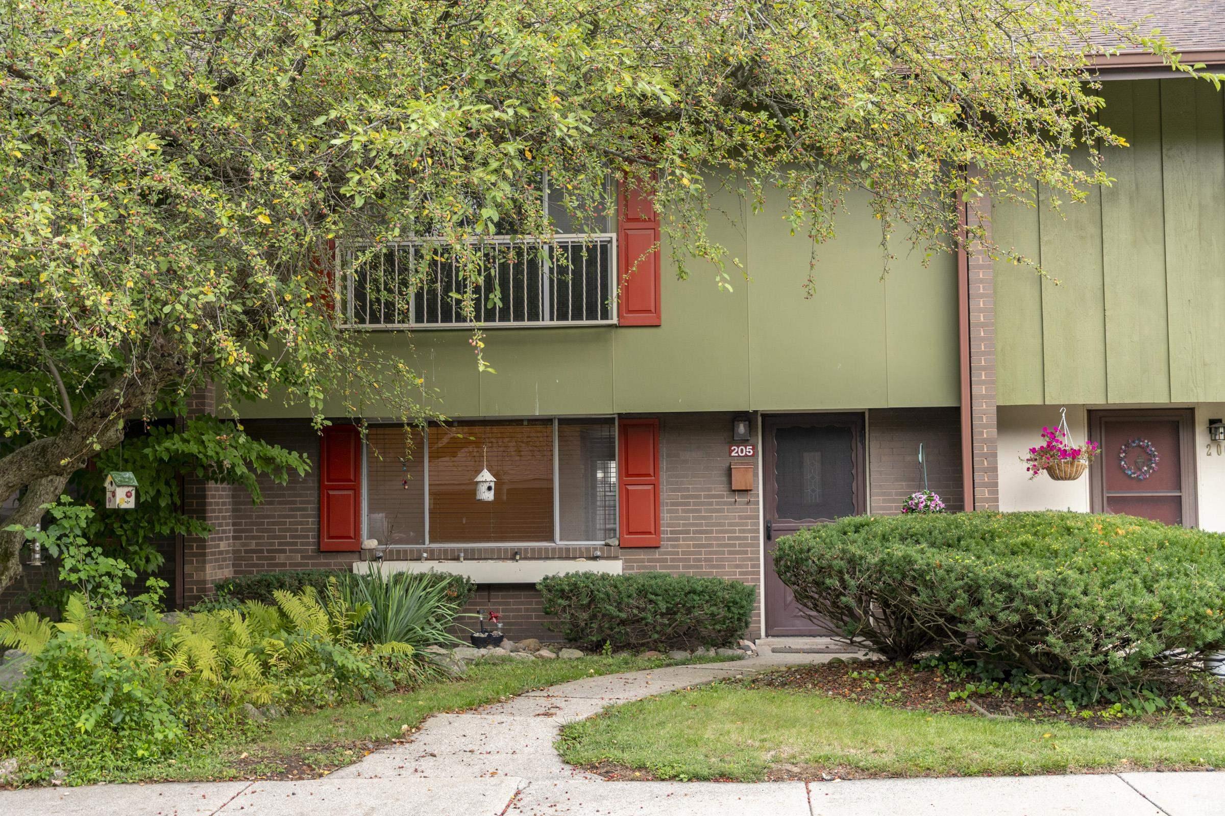 2 500 Topsfield Road #205 Road South Bend IN 46614