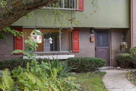 2 500 Topsfield Road #205 Road South Bend IN 46614