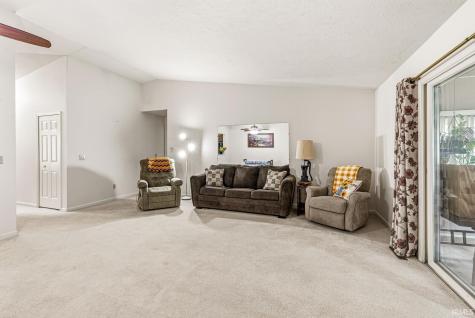1840 Saint Michaels Court South Bend IN 46614