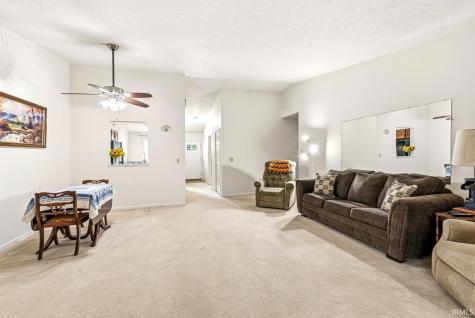 1840 Saint Michaels Court South Bend IN 46614