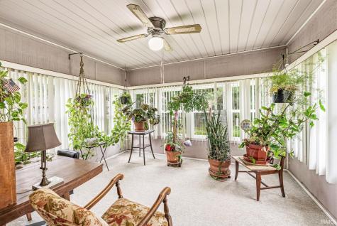 1840 Saint Michaels Court South Bend IN 46614