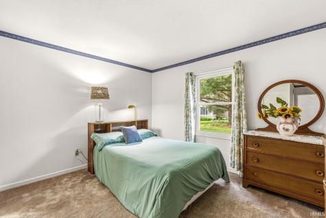 1840 Saint Michaels Court South Bend IN 46614