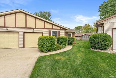 1840 Saint Michaels Court South Bend IN 46614