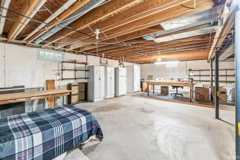 1840 Saint Michaels Court South Bend IN 46614