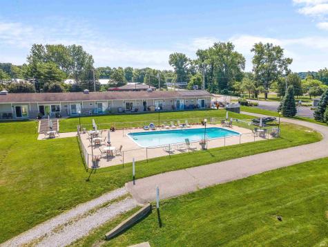 10025 N Turkey Creek #5 Road Syracuse IN 46567