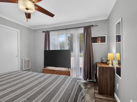 10025 N Turkey Creek #5 Road Syracuse IN 46567