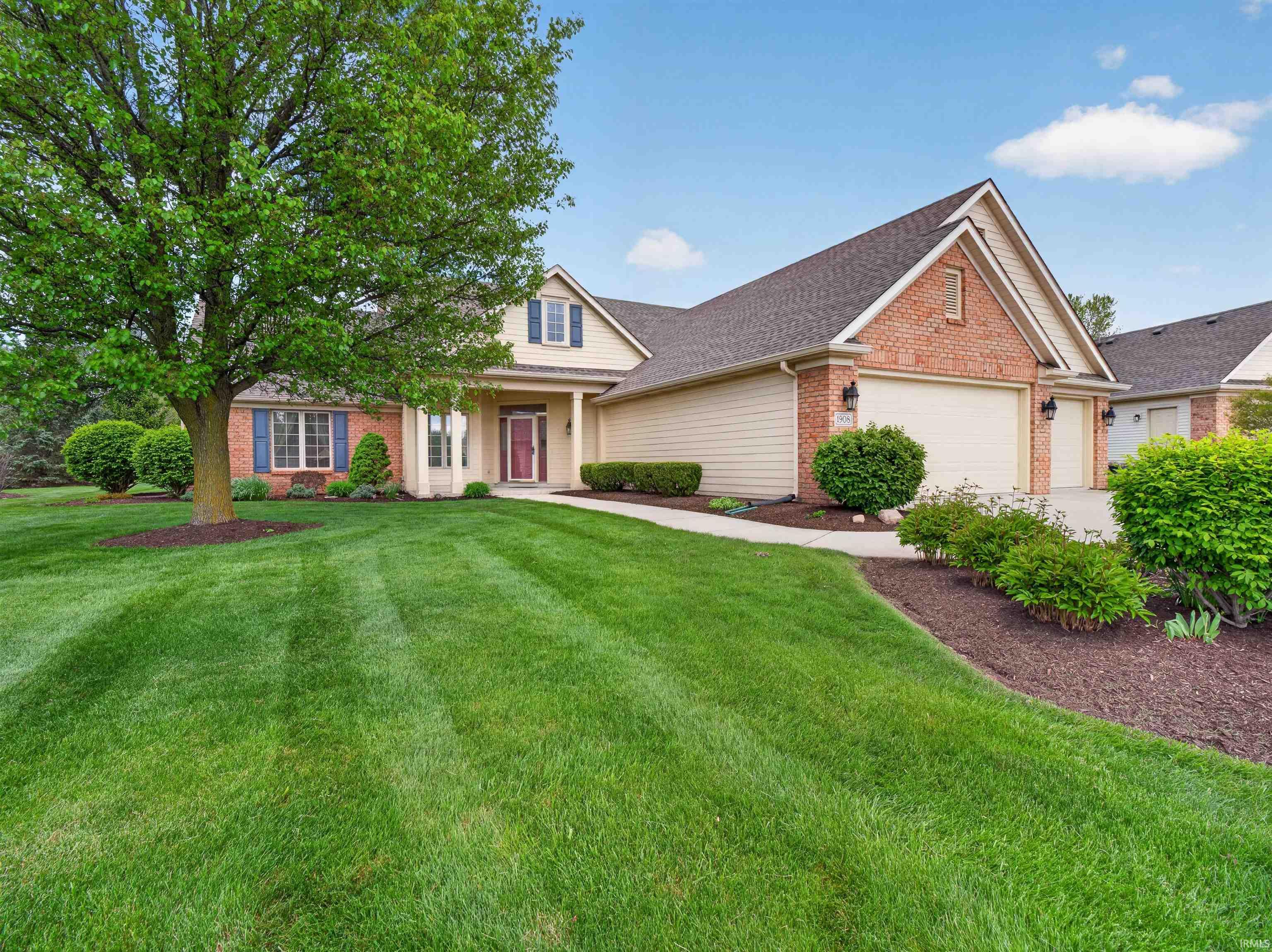1908 Bent Tree Court Auburn IN 46706