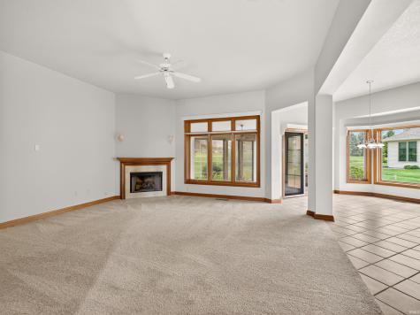 1908 Bent Tree Court Auburn IN 46706