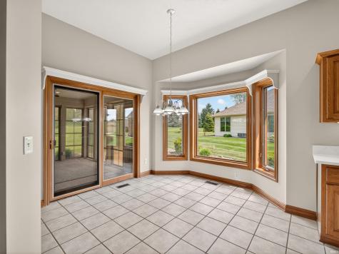 1908 Bent Tree Court Auburn IN 46706