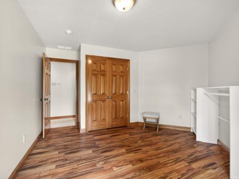 1908 Bent Tree Court Auburn IN 46706