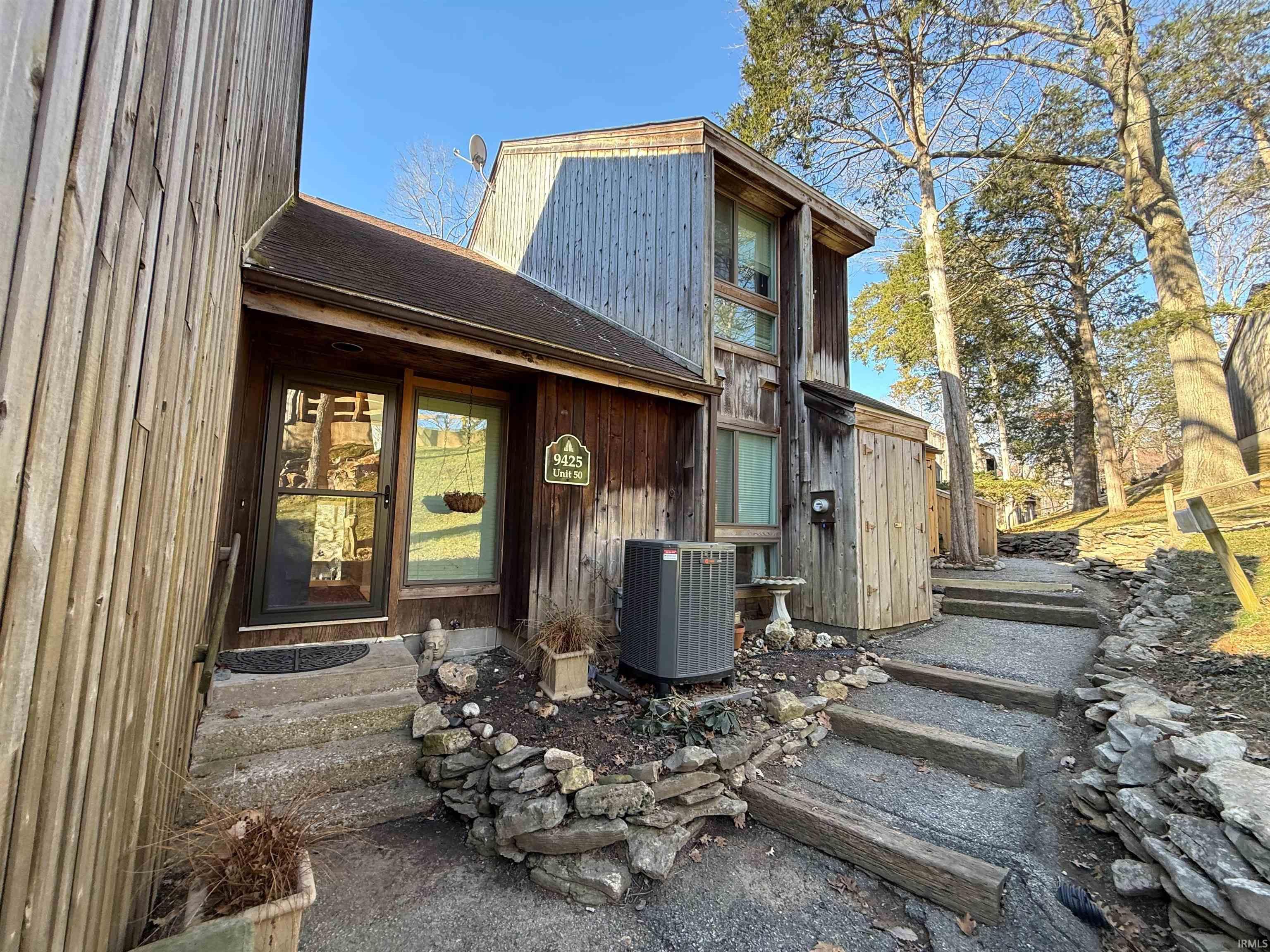 9425 S Pointe Lasalles Drive Bloomington IN 47401