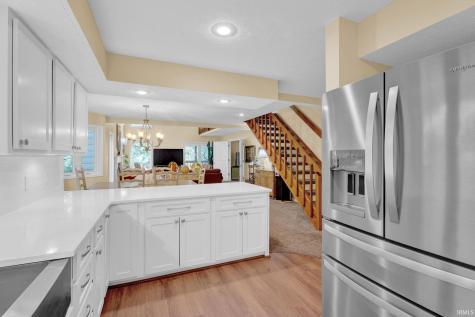 9607 S Harbour Pointe Drive Bloomington IN 47401