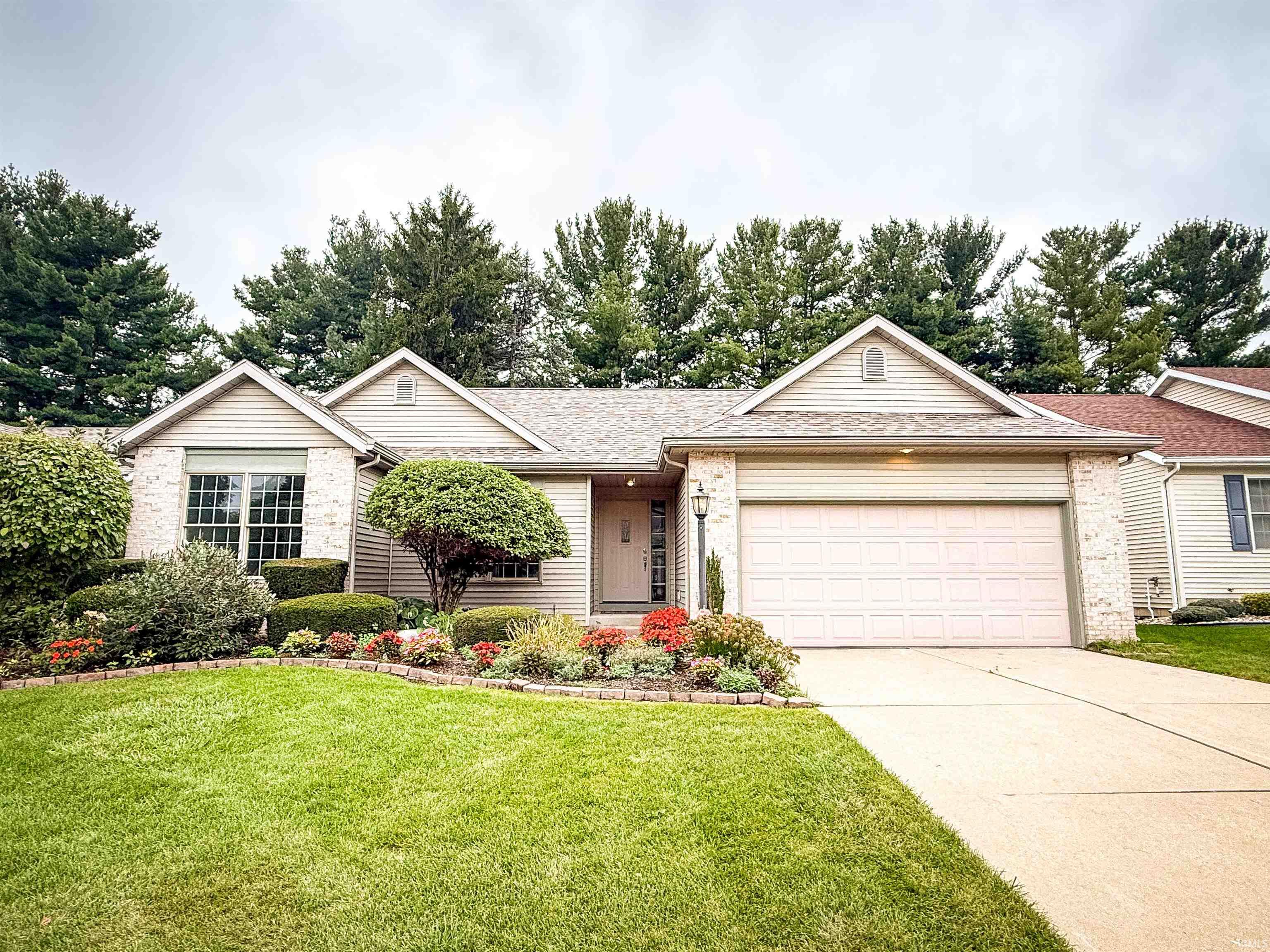 5614 Garden Terrace South Bend IN 46614