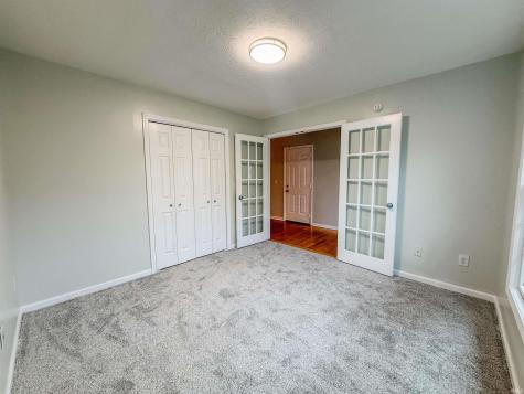 5614 Garden Terrace South Bend IN 46614