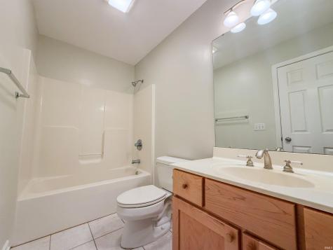 5614 Garden Terrace South Bend IN 46614