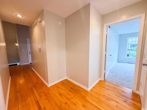 5614 Garden Terrace South Bend IN 46614